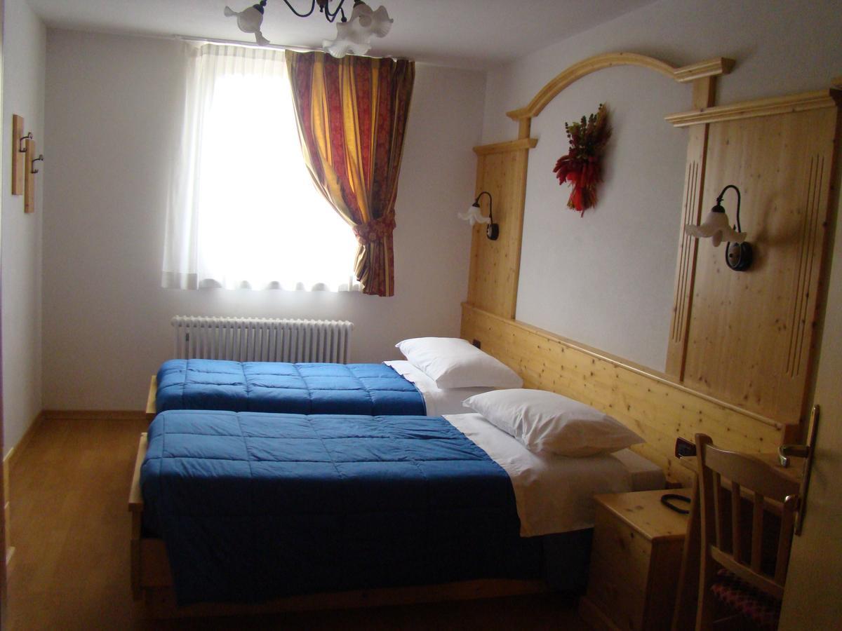 Hotel Pizzo Degli Uccelli Castello Tesino Dış mekan fotoğraf